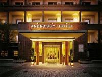 Andrassy Hotel en el 6. distrito en Budapest, cerca de plaza Hosok y Varosliget Andrassy Hotel en el 6. distrito en Budapest, cerca de plaza Hosok y Varosliget
